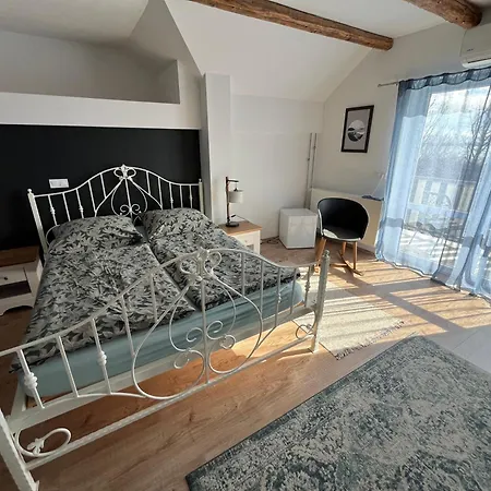 Patent, Your In Badacsony Bed & Breakfast Badacsonytomaj
